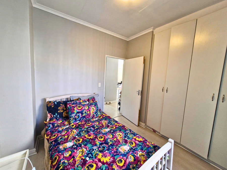 To Let 2 Bedroom Property for Rent in Okennedyville Western Cape